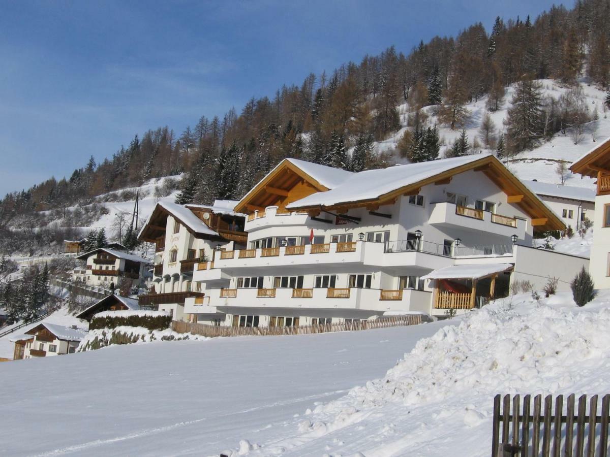 Hotel Alpenrose Fendels Exterior photo