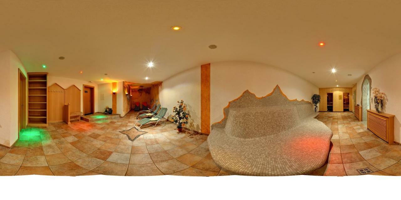 Hotel Alpenrose Fendels Exterior photo