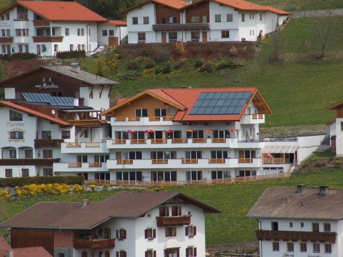Hotel Alpenrose Fendels Exterior photo